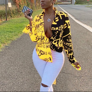GRAFFITI PRINT CONTRAST BLOUSE