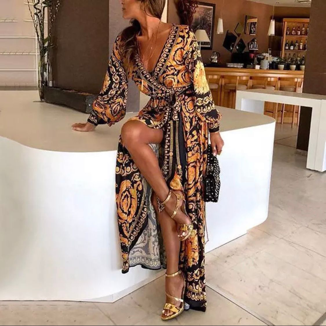 QUEEN DRESS