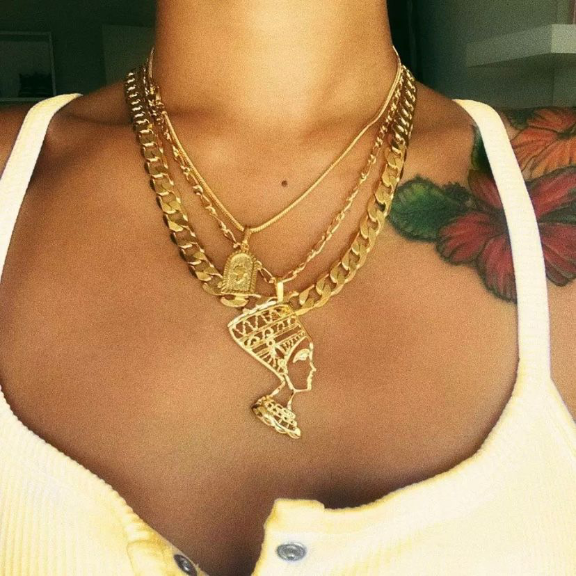 STACKED NECKLACES